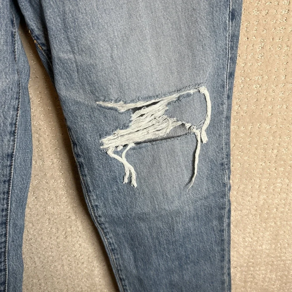 NWT WOMEN'S BLANK NYC JEANS Size 28 The Baxter Ribcage‎ Straight Leg Distressed